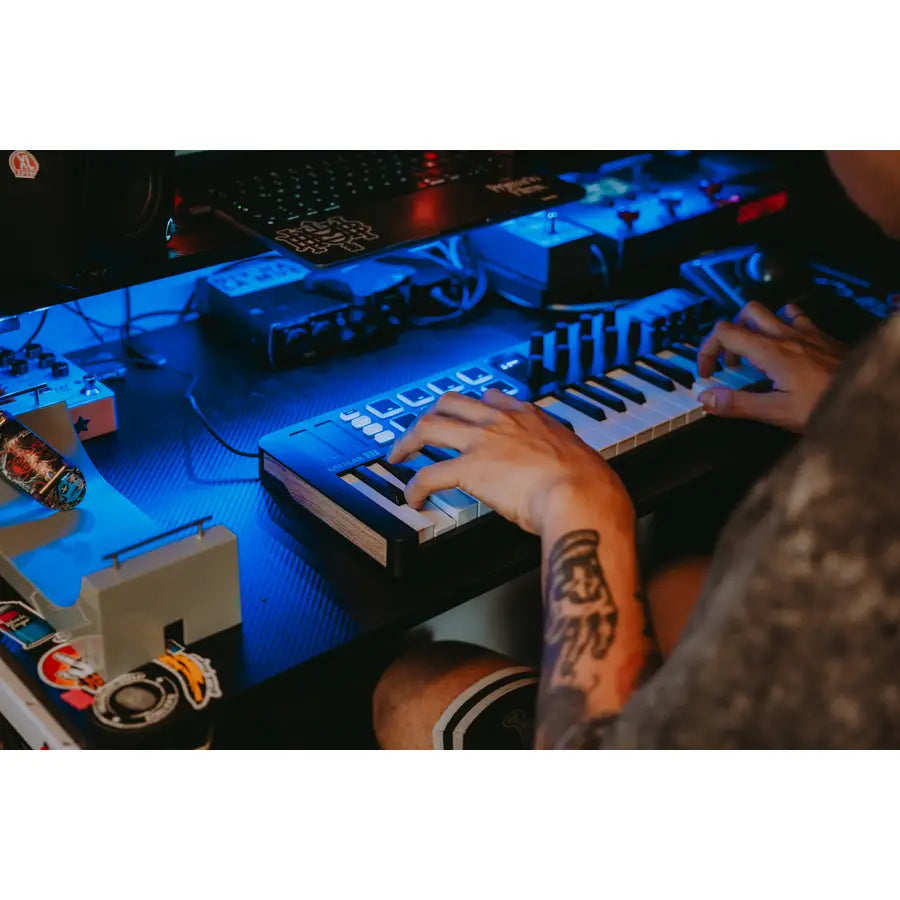 Arturia MiniLab 37 MK3 Black