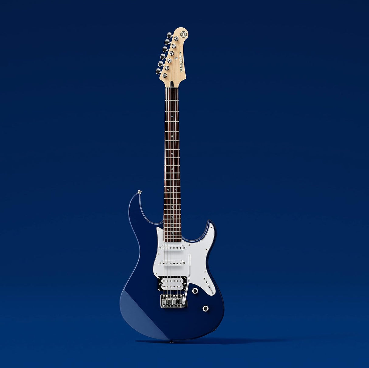 Yamaha Pacifica 112V chitarra elettrica Blu Scuro