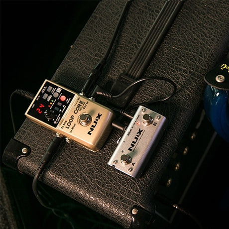 NUX LOOP CORE DELUXE BUNDLE LOOP CORE DELUXE + NMP2 LITE DUAL FOOTSWITCH
