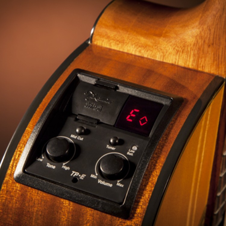 Chitarra Classica TAKAMINE - GC5CE - NAT