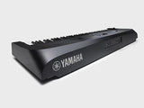 Yamaha DGX670 con supporto e pedaliera