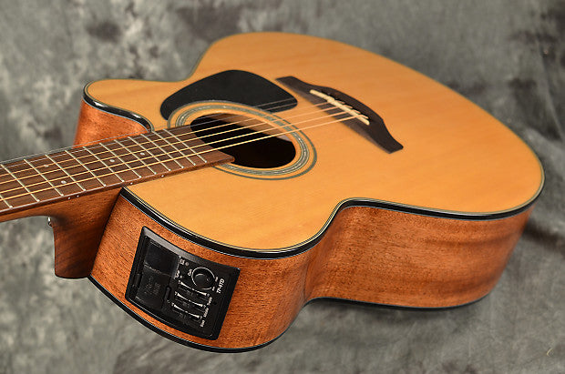Chitarra Acustica Takamine GN30 CE